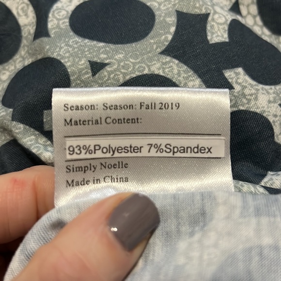 Simply Noelle Blue White Printed Oversized Tunic - Picture 7 of 7